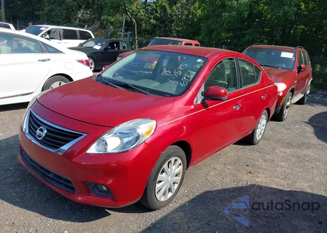 2014 Nissan Versa 1.6 Sv из США, поврежденный, VIN 3N1CN7AP3EL806981